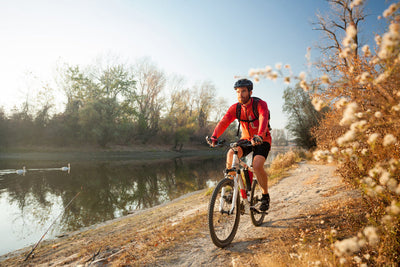 How to Dress for Winter Cycling [4 Tips to Keep You Going in the Cold]