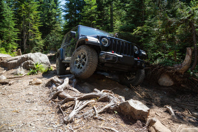 How to Take the Top Off a Jeep Without Losing Your Cool